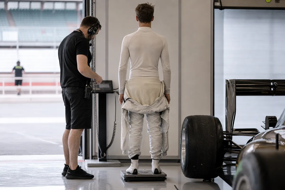 Hvor mange kalorier forbrænder en Formel 1-kører?